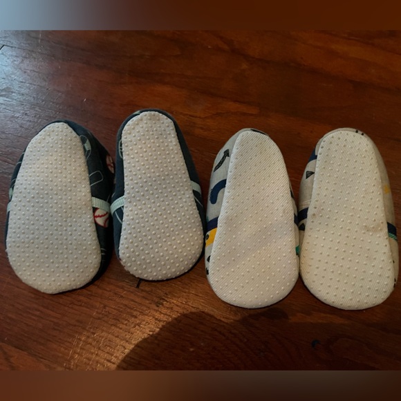 baby booties - Picture 2 of 2